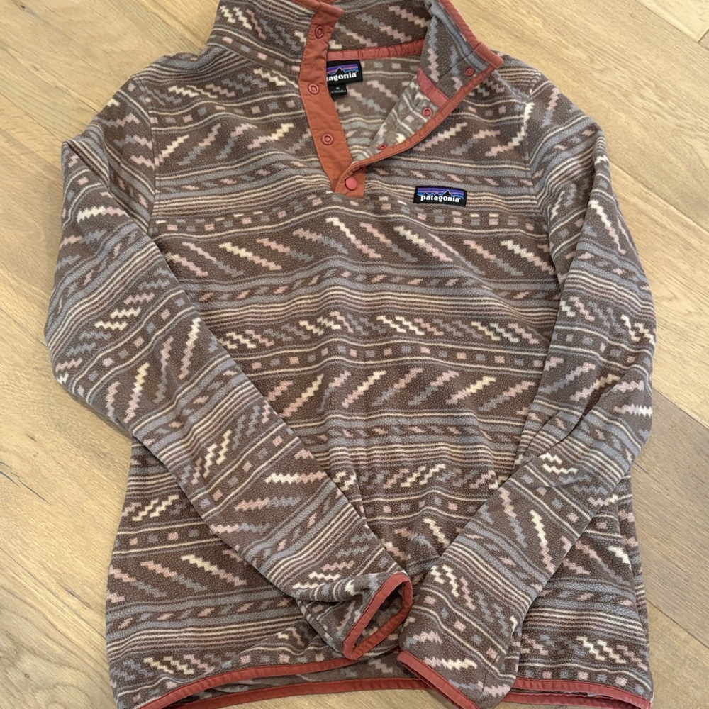 Patagonia Earth-Tone Patterned Fleece